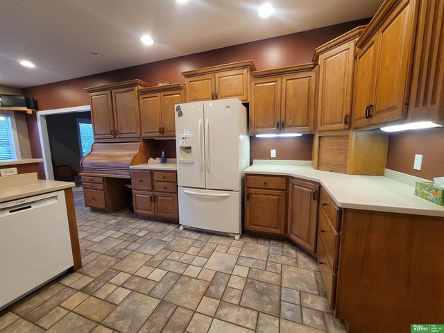 819 S Country Club Avenue, York, NE 68467