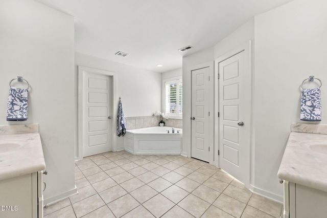 8204 Henderson Road, Apex, NC 27539