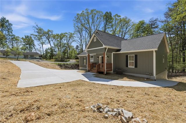 3705 Ronny Way, Gainesville, GA 30506