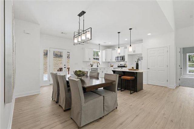 3705 Ronny Way, Gainesville, GA 30506
