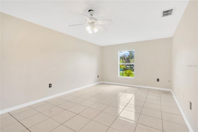808 1ST AVENUE NE, Ruskin, FL 33570