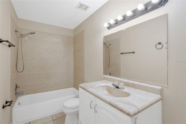 808 1ST AVENUE NE, Ruskin, FL 33570