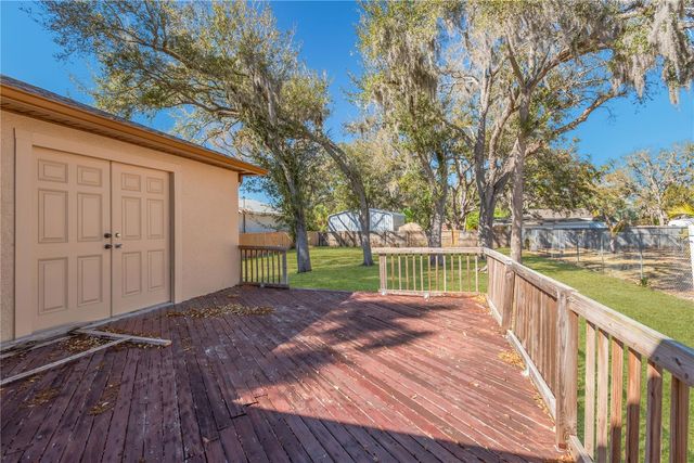 808 1ST AVENUE NE, Ruskin, FL 33570