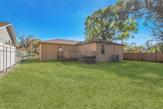 808 1ST AVENUE NE, Ruskin, FL 33570