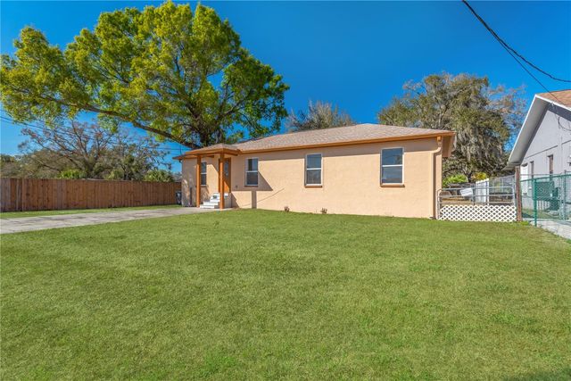 808 1ST AVENUE NE, Ruskin, FL 33570