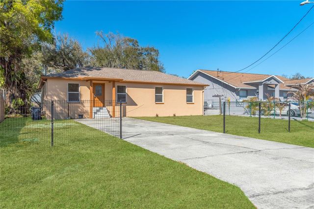 808 1ST AVENUE NE, Ruskin, FL 33570