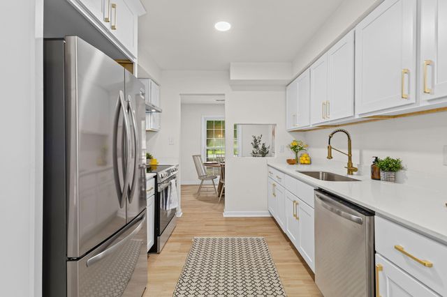 207 Corey Boulevard, Summerville, SC 29483