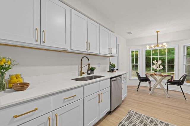 207 Corey Boulevard, Summerville, SC 29483