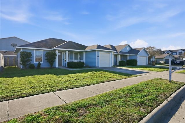 7497 Goldstar, Corpus Christi, TX 78414