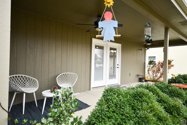 5508 SW Ojai ST, Topeka, KS 66614