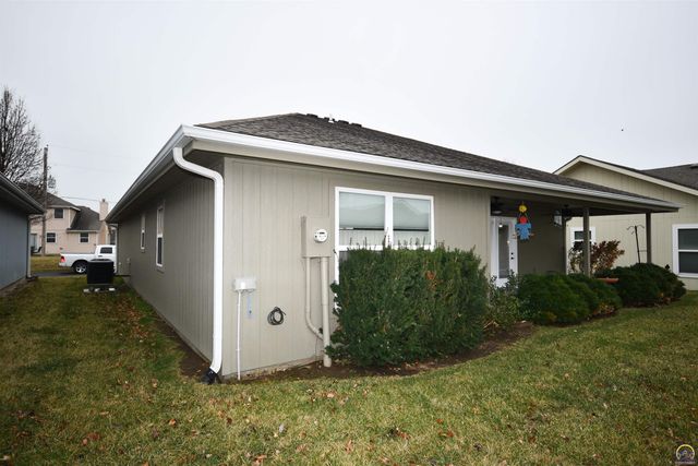 5508 SW Ojai ST, Topeka, KS 66614