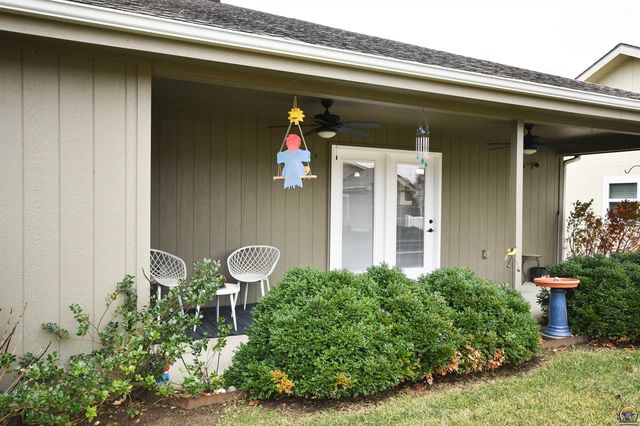 5508 SW Ojai ST, Topeka, KS 66614