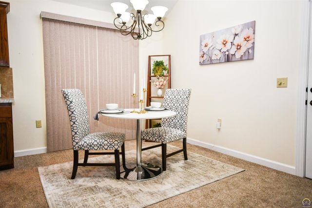 5508 SW Ojai ST, Topeka, KS 66614