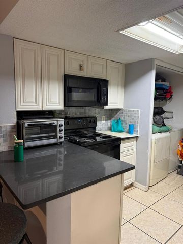 804 WASHINGTON PALM LOOP 804, Davenport, FL 33897