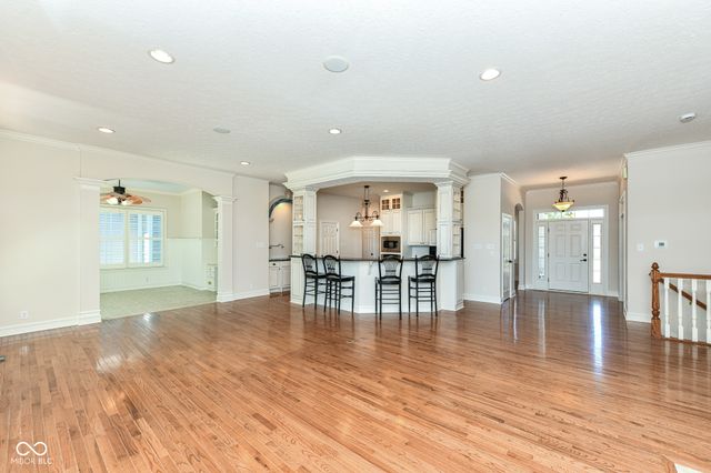 10655 Sunset Point Lane, Fishers, IN 46037