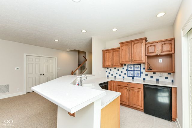 10655 Sunset Point Lane, Fishers, IN 46037