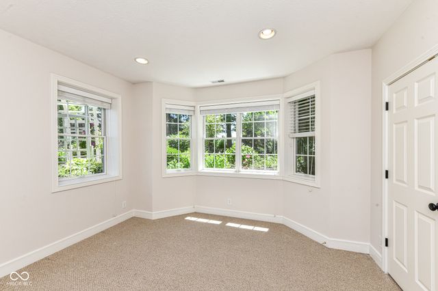 10655 Sunset Point Lane, Fishers, IN 46037