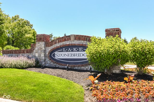 10655 Sunset Point Lane, Fishers, IN 46037