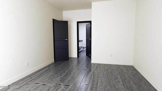 107 S Montgomery Avenue, Vail, AZ 85641