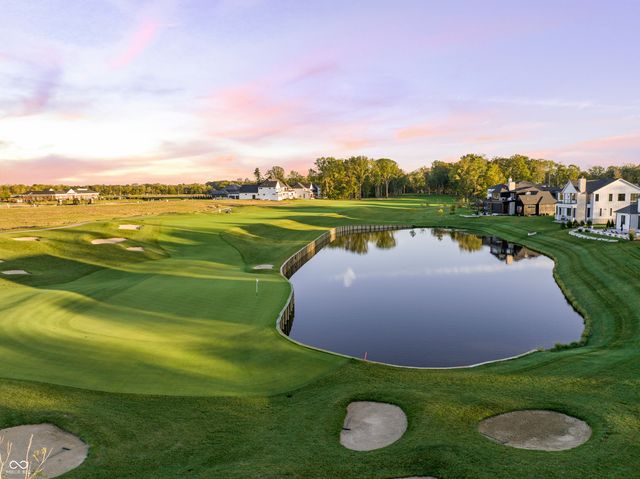 10835 Dartmoor Court, Zionsville, IN 46077