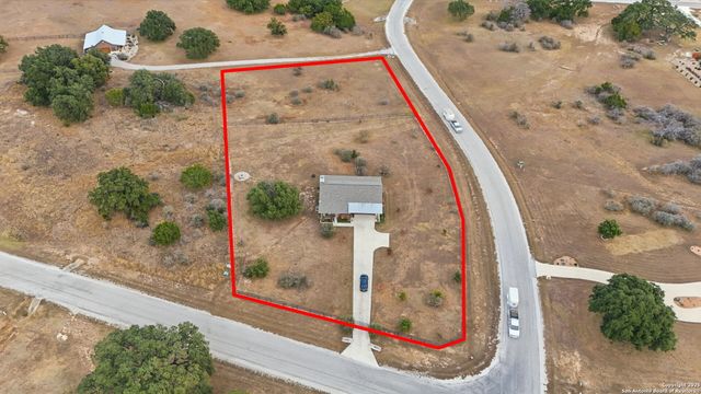 116 Martingale Trl., Bandera, TX 78003