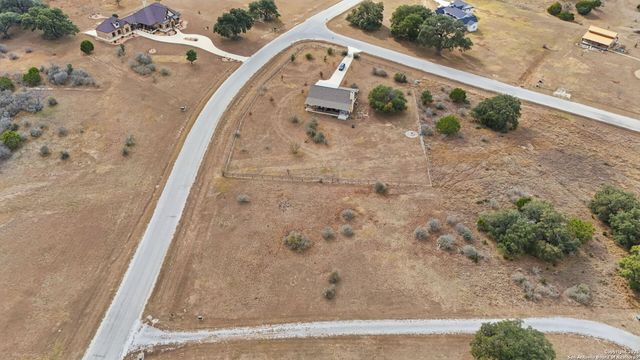 116 Martingale Trl., Bandera, TX 78003