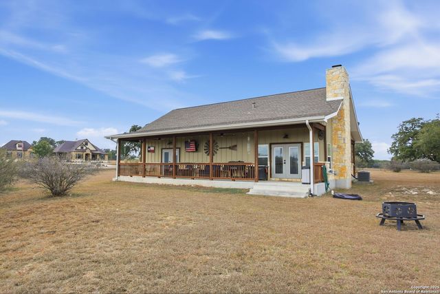 116 Martingale Trl., Bandera, TX 78003