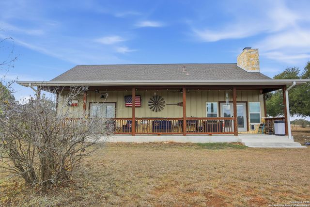 116 Martingale Trl., Bandera, TX 78003