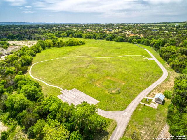 116 Martingale Trl., Bandera, TX 78003