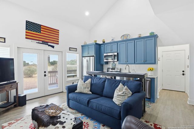 116 Martingale Trl., Bandera, TX 78003