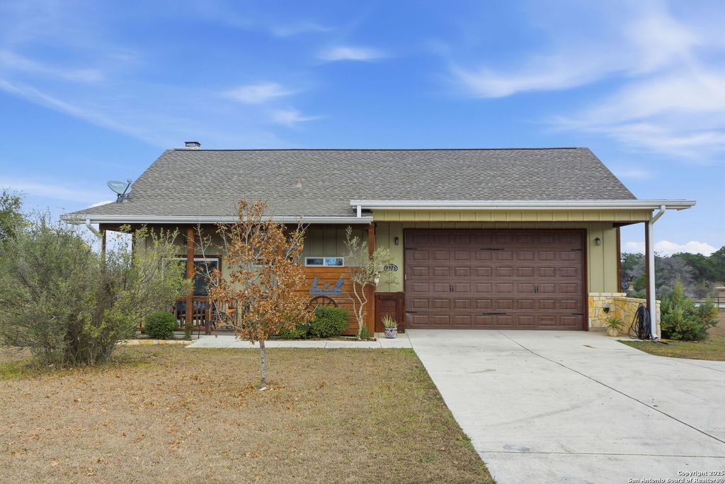 116 Martingale Trl., Bandera, TX 78003