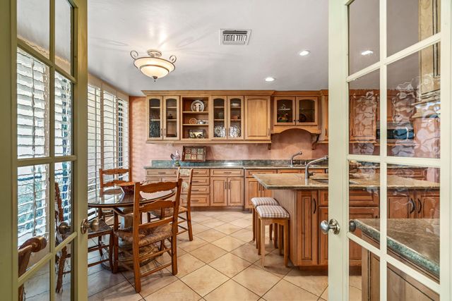 45884 Algonquin Circle, Indian Wells, CA 92210