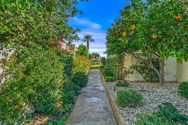 45884 Algonquin Circle, Indian Wells, CA 92210