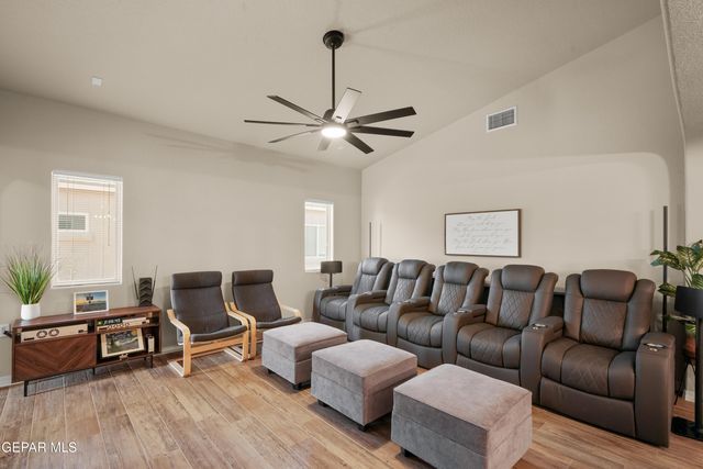 2053 TIM FOSTER Street, El Paso, TX 79938