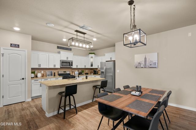 2053 TIM FOSTER Street, El Paso, TX 79938