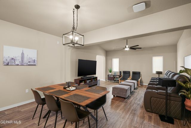 2053 TIM FOSTER Street, El Paso, TX 79938