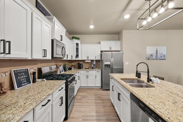 2053 TIM FOSTER Street, El Paso, TX 79938