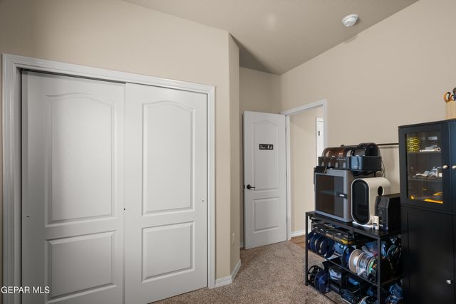2053 TIM FOSTER Street, El Paso, TX 79938