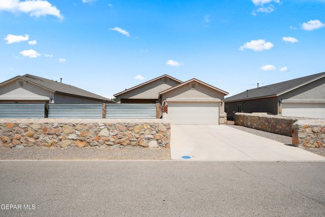 2053 TIM FOSTER Street, El Paso, TX 79938