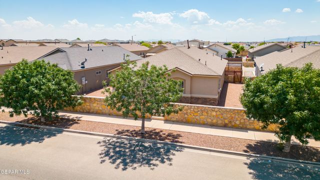 2053 TIM FOSTER Street, El Paso, TX 79938