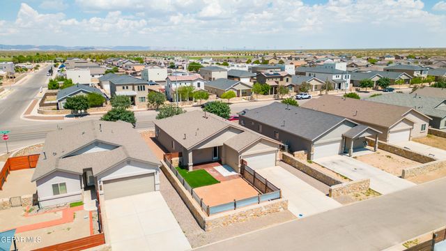 2053 TIM FOSTER Street, El Paso, TX 79938