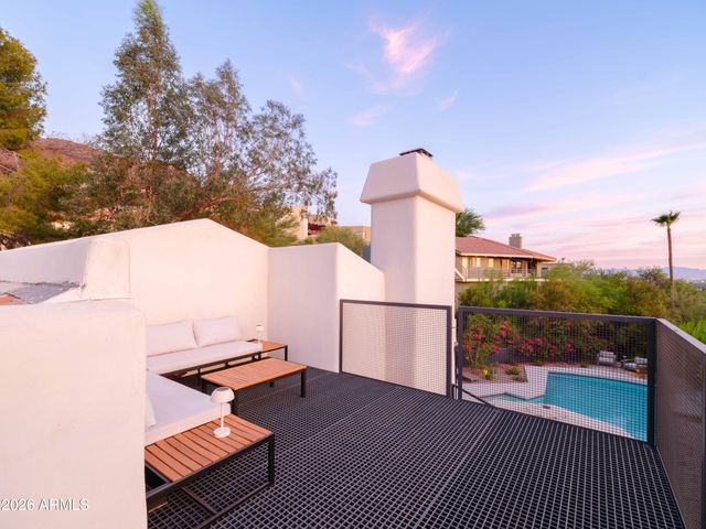 7222 N 23RD Place, Phoenix, AZ 85020