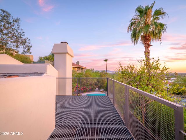 7222 N 23RD Place, Phoenix, AZ 85020