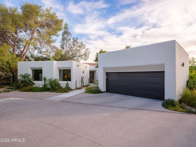 7222 N 23RD Place, Phoenix, AZ 85020