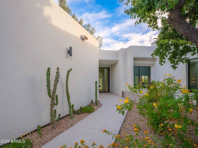 7222 N 23RD Place, Phoenix, AZ 85020