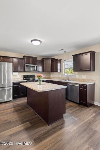 120 Sonia Drive, Hubert, NC 28539