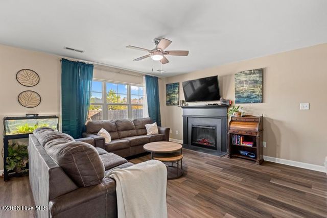 120 Sonia Drive, Hubert, NC 28539