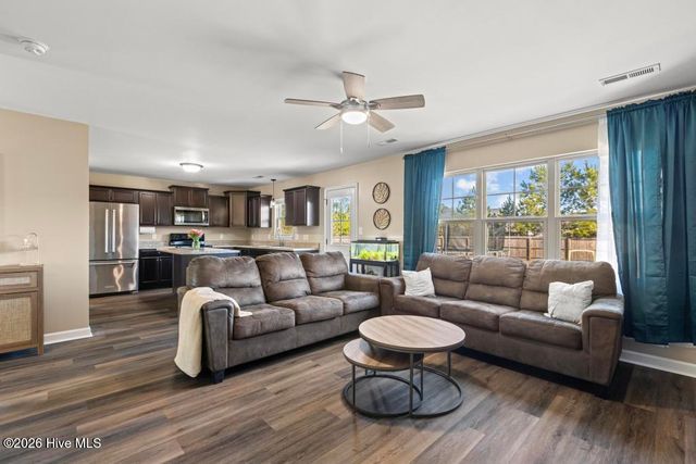 120 Sonia Drive, Hubert, NC 28539