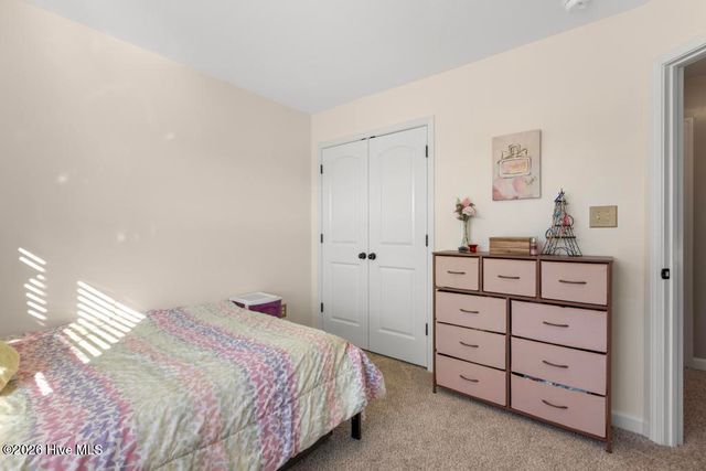 120 Sonia Drive, Hubert, NC 28539