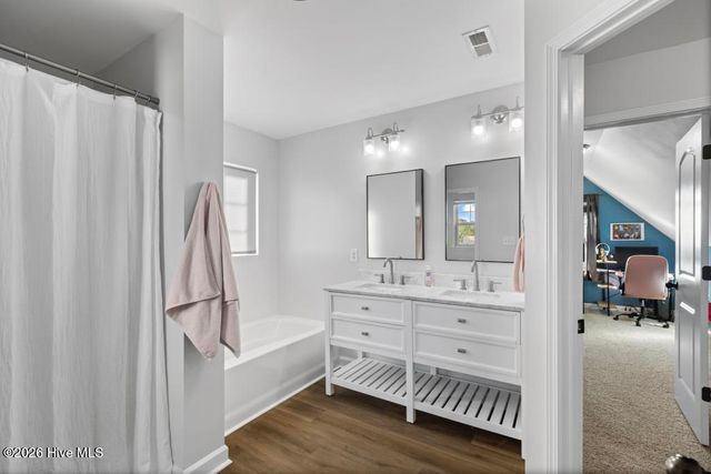 120 Sonia Drive, Hubert, NC 28539